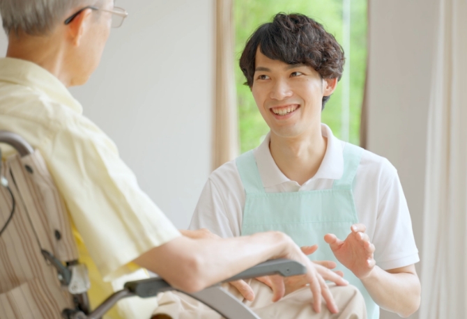 男性職員の画像